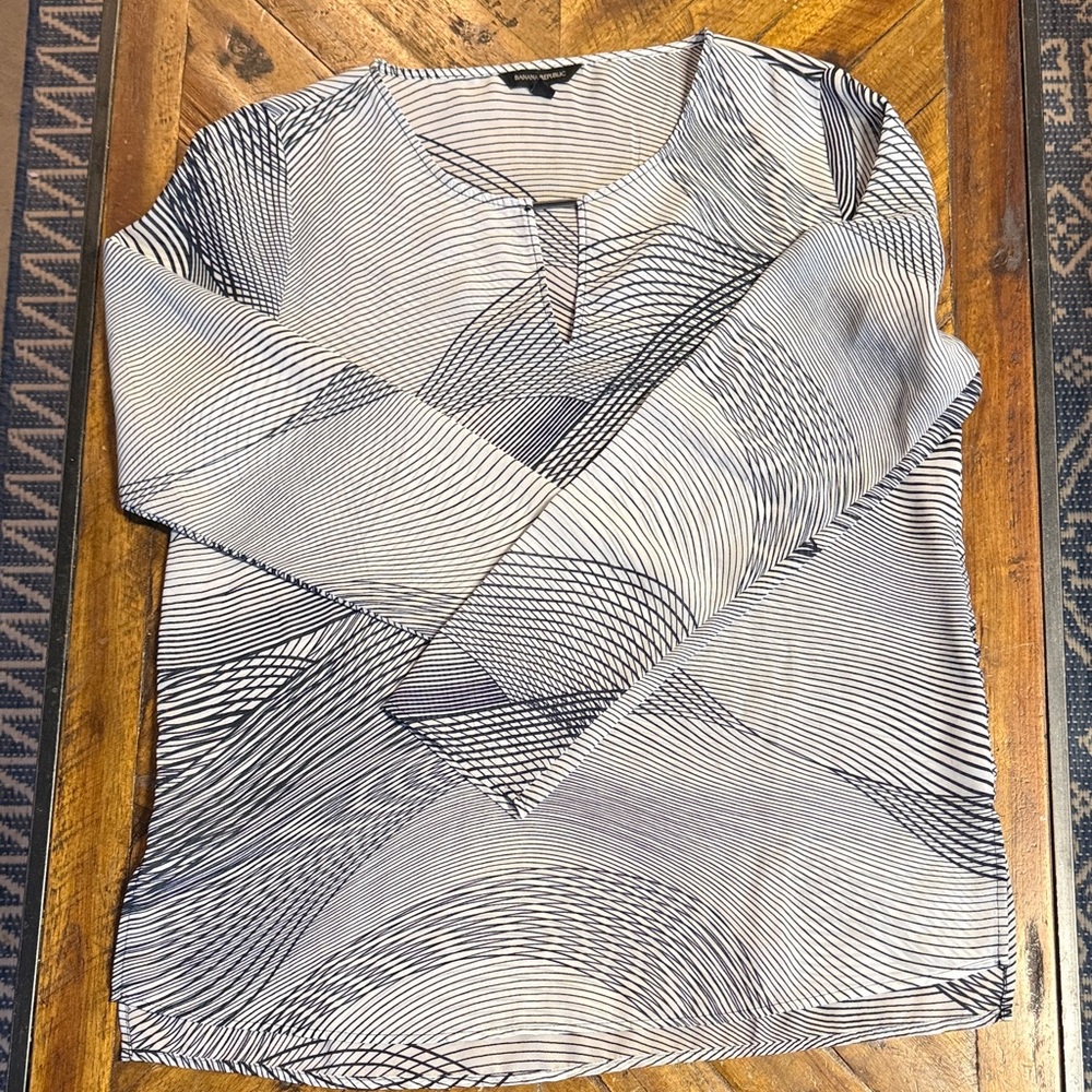 Banana Republic Black and White Patterned Blouse